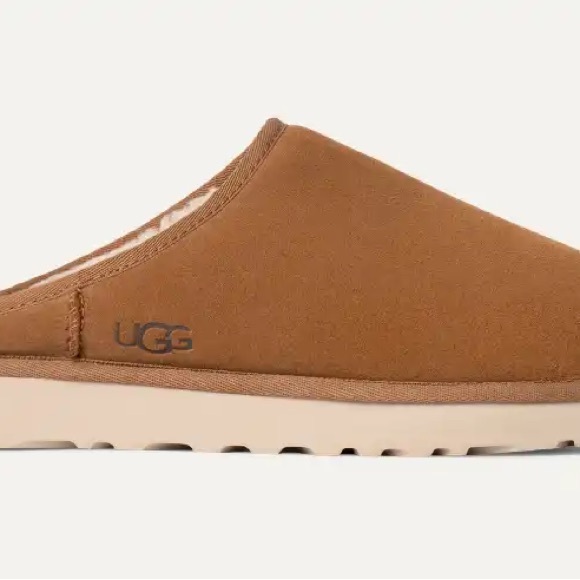 UGG Classic Slip On - Picture 2 of 3